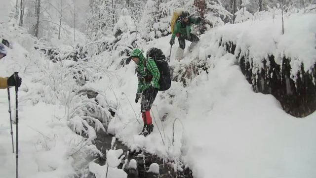 Пошуки таємної колиби. Зимовий похід у Горгани | Вйо у мандри