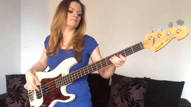 Electric Light Orchestra - Shine A Little Love bass cover (Barbara Prążyńska) смотреть онлайн