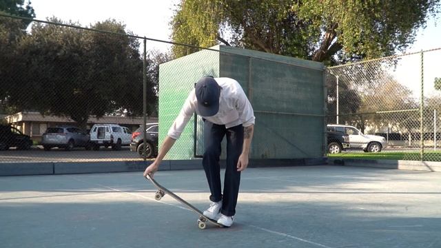 Freestyle Trick Tip: How to Truck Stand on a Skateboard смотреть онлайн