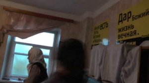 Разгрузка гороха.  Завтрак не по городским меркам..  07. 09. 2019