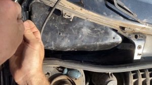 Лада Гранта мокрый пол под ковром version 2.0 - есть решение разбираем салон (сиденье, ковер...)