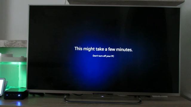 The Very First Run of Geekom Mini IT8 GM08i5T 8GB RAM 256GB ROM Windows 11 Pro Mini PC смотреть онлайн