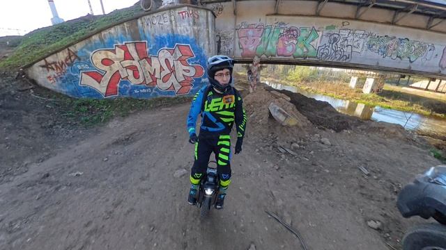 Катаю в новых мотоботах Nosfet Apex Insta360X4