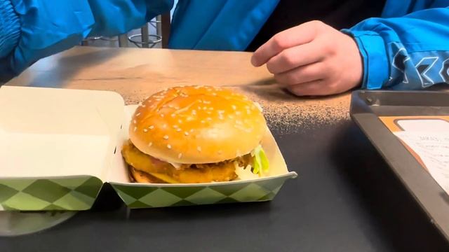 【絶望ロシア生活】絶望マクドナルド 衝撃の味‼︎