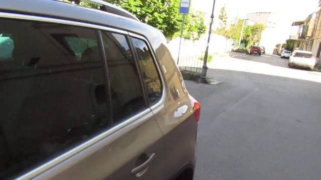 Volkswagen Tiguan 2.0 TDI 170CV 4Motion Sport&Style смотреть онлайн