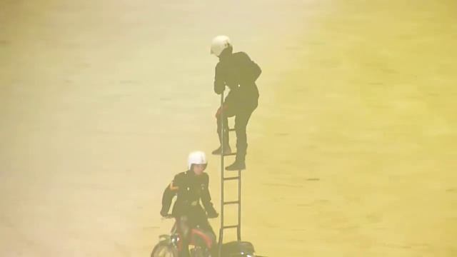White Helmets The Royal Signals Motorcycle Display Team смотреть онлайн