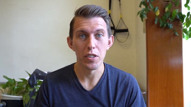 Breaking Into Consulting From A Non-Target School - My Story смотреть онлайн