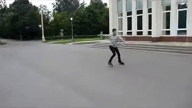 Элементы фиг.катания на роликах.flv