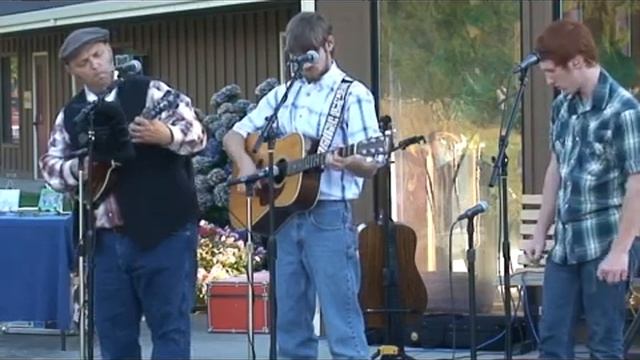 "Precious Lord Take My Hand" by Coyote Hill Bluegrass Band смотреть онлайн