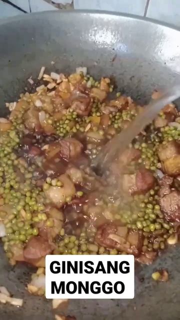GINISANG MONGGO #shortvideo #shortsvideo #shortsyoutube #shorts #yummy #cooking #healthy смотреть онлайн