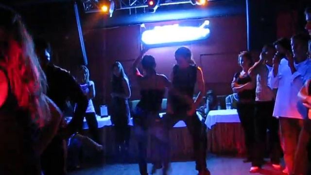 Salsa Cubana En Sorry Babushka
