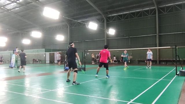 VK Goodminton.. EA Gilby 🆚 Hendry VK.. 🤙🏸 смотреть онлайн