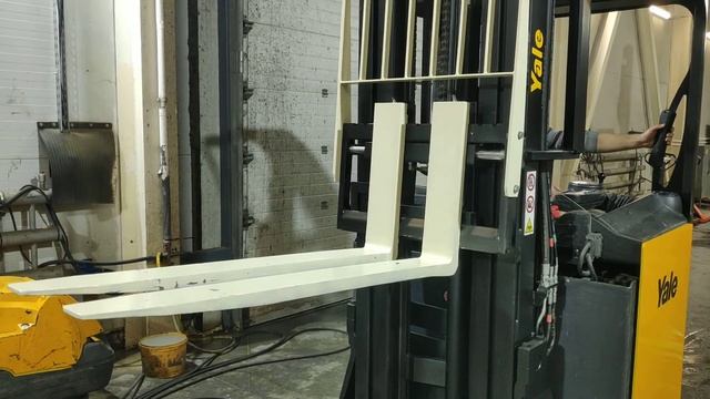 Лот J00869 Ричтрак Yale MR16H