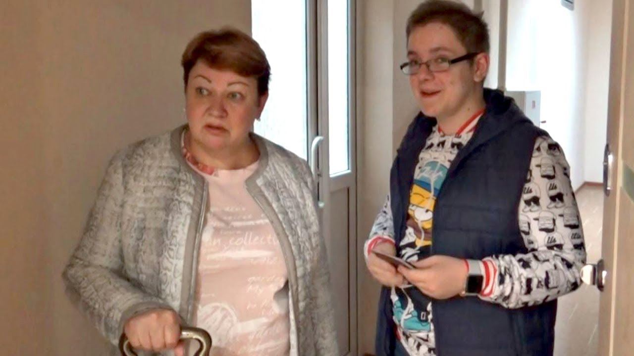 Мама и ВАСЯ вернулись из ДУБАЙ! Отличник Лайф сериал ВАСЯ новая серия смотреть онлайн