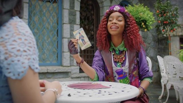 Descendants 3 | Meet Celia 🔮 смотреть онлайн