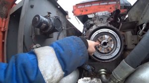 Замена муфты гидравлического насоса экскаватор Hitachi zx330