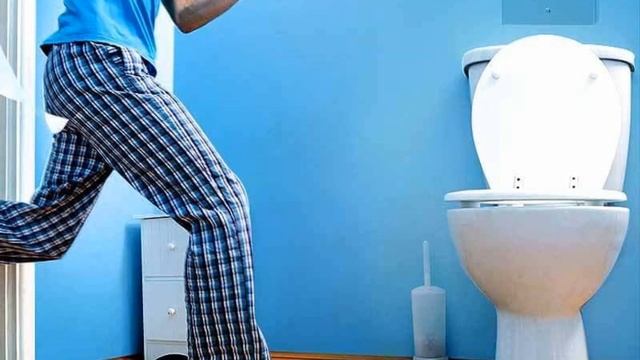 ПОЧЕМУ НЕЛЬЗЯ ТЕРПЕТЬ ЕСЛИ ХОТИТЕ В ТУАЛЕТ смотреть онлайн