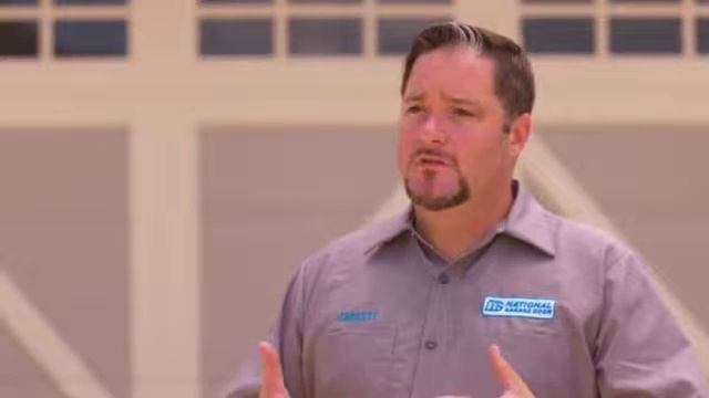 National Garage Doors V5 SD смотреть онлайн