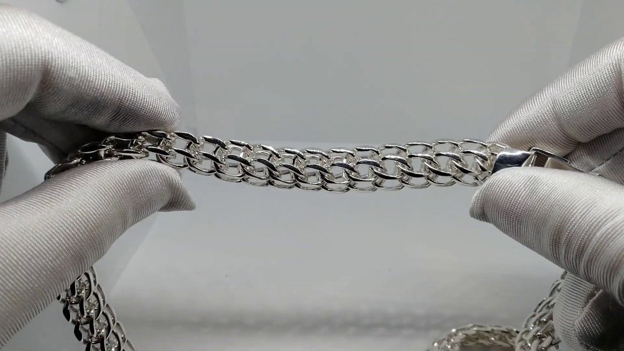 Серебряная цепочка итальянка вес 130 грамм замок коробка. Ширина 1,5 см Длина 55 см
