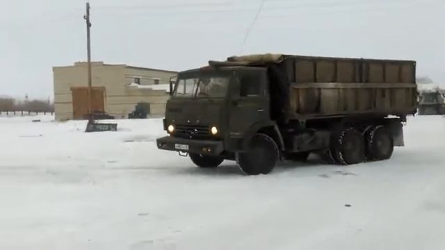 КамАЗ 55102