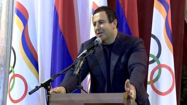 GAGIK TSARUKYAN VISITED ARMENIAN UNION OF DEAF PEOPLE смотреть онлайн