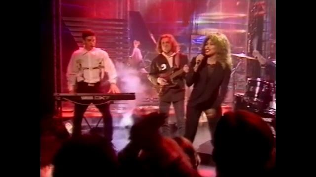 Tina Turner - Steamy Windows смотреть онлайн