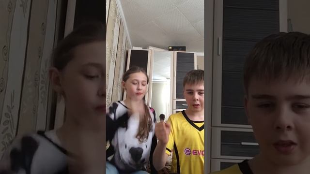 Челлендж с ОСТРОЙ КАПУСТОЙ смотреть онлайн