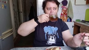 Похудеть до лета 🤏 мне не суждено 🙄 я свои два платья 🪡 перешью в одно 👌