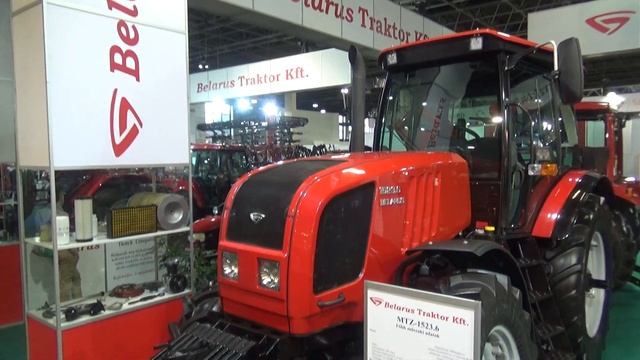 Belarus, MTZ-1523.6 traktor, AGROmashExpo 2018., v180124-1-041 смотреть онлайн