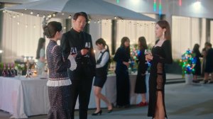 Сумеречная любовь, 2 серия