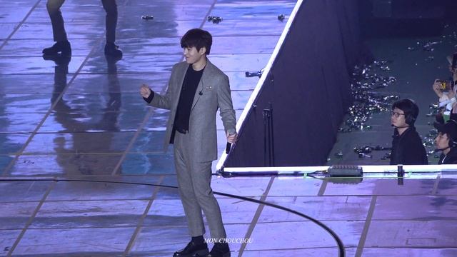 181230 INFINITE fanmeeting 'forever' // sexy dance- INFINITE L MYUNGSOO FOCUS FANCAM 엘 명수 직캠 смотреть онлайн