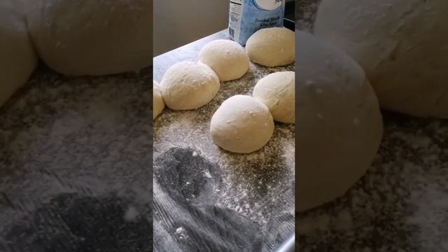 Macedonian pita, хлеб с луком по македонски 20 мая 2020 г. смотреть онлайн