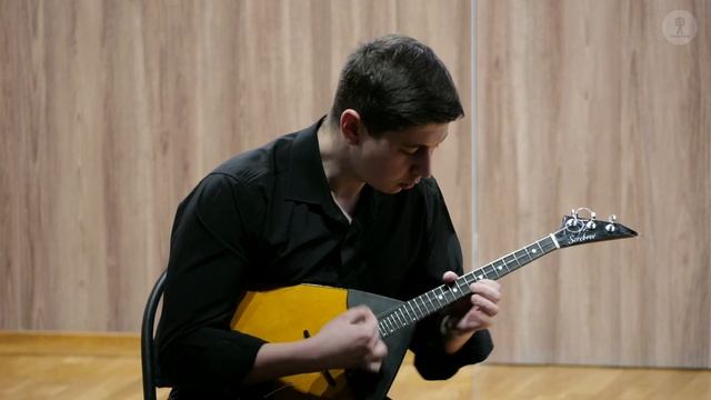 Скарлатти Соната. Исполняет Адель Гарифуллин смотреть онлайн