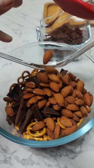 Snek sihat; Dried Cranberry Party Mix ❤️ смотреть онлайн