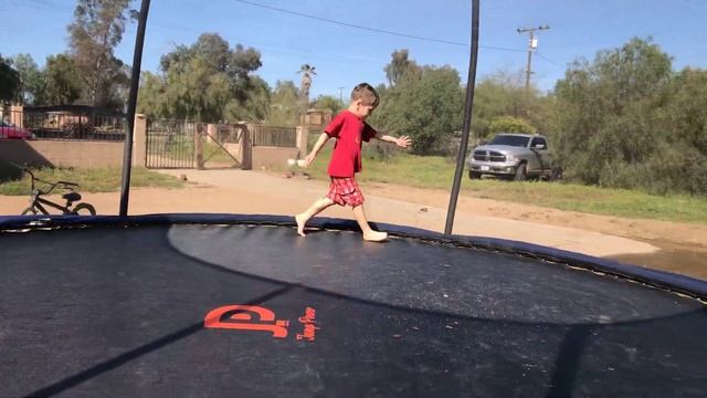 Jump Power Trampoline review! смотреть онлайн