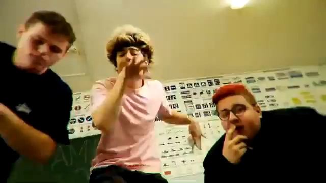 CHENSKY- ПАРОДИЯ НА А4 (ТОЛЬКО КЛИП)//ЧЕНСКИЙ ПАРОДИЯ НА ГЛЕНТ КОБЯКОВ ВЛАД БУМАГА