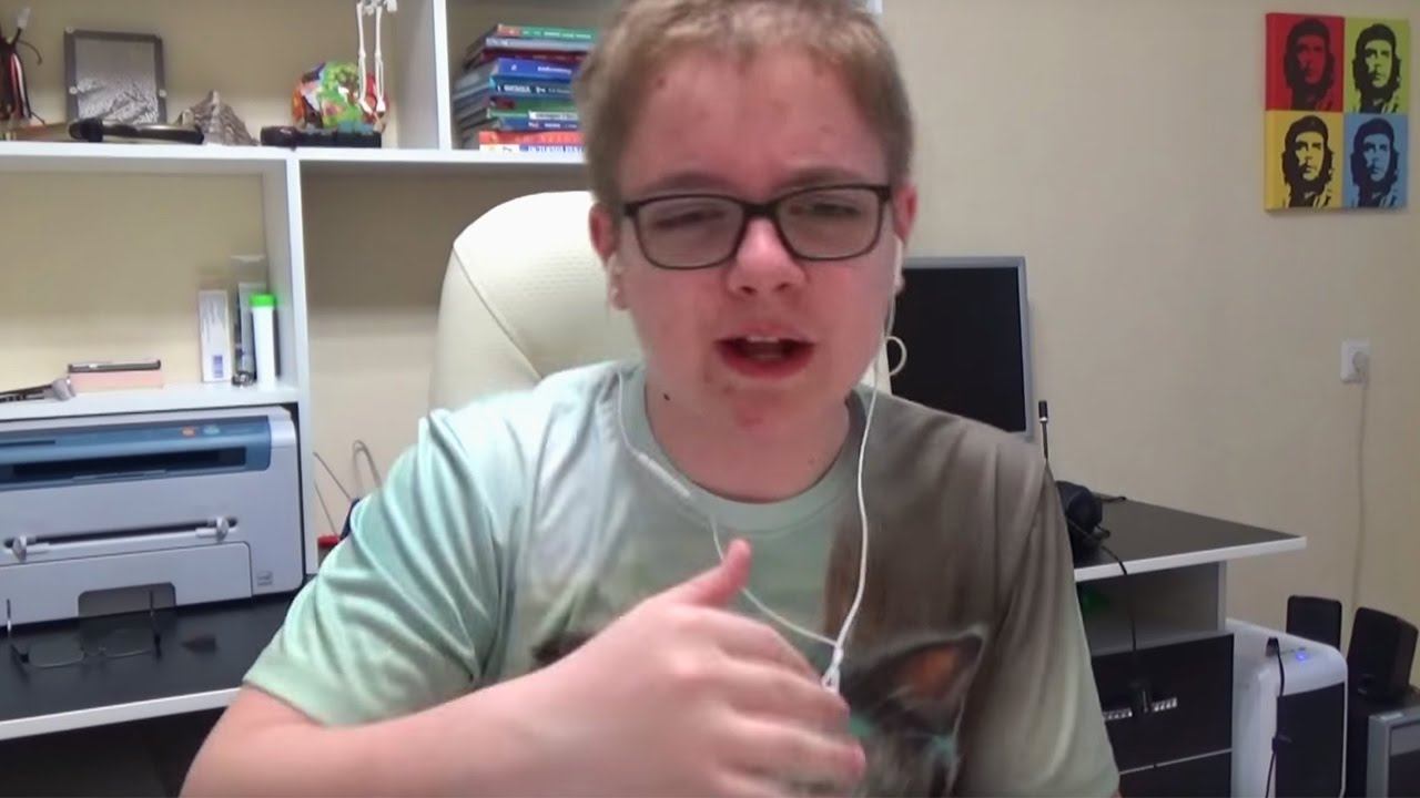 БАТТЛ с Мамой! Угадываем ТРЕКИ известных ИСПОЛНИТЕЛЕЙ! смотреть онлайн