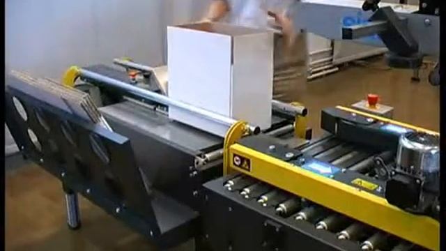 Zaklejarka kartonów SIAT S8 z formierką F104 смотреть онлайн