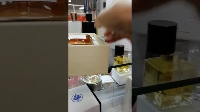 Van Cleef Collection Extraordinaire Orchidee Vanille смотреть онлайн