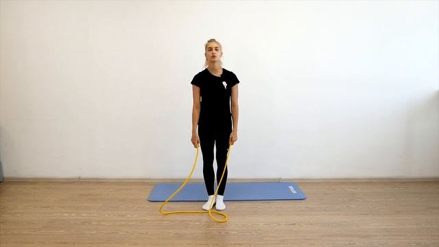 Восьмерка назад двумя руками смотреть онлайн