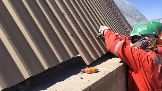 Corte de lámina instalada con roedora смотреть онлайн