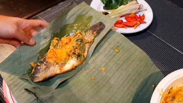 Resep pepes ikan mas duri lunak, pedass bikin nagih. смотреть онлайн