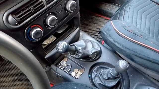 машина работает ну не едет нива нива Шевроле нету скоростей машина не трогается с места нива Шевроле