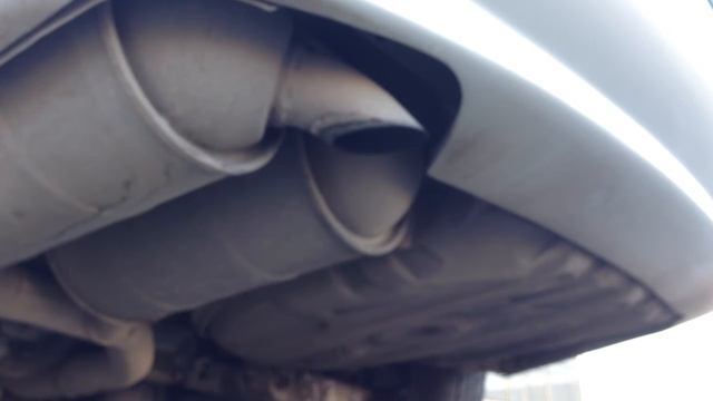 BMW 528i e39- Stock exhaust #2 смотреть онлайн
