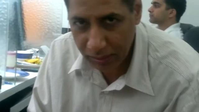 free ka mango eating in office. смотреть онлайн