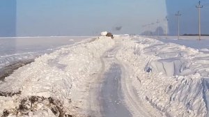 Чистим снег Кировец К-700А и К-701