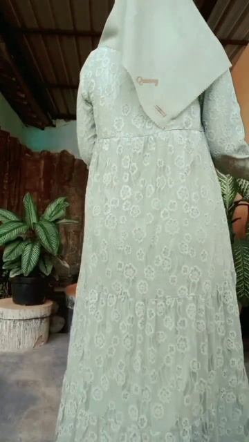 Odelya gamis brokat kekinian Jasmine by Lidia Hadiwinoto #shorts #gamislebaran #ootdhijab #outfit смотреть онлайн