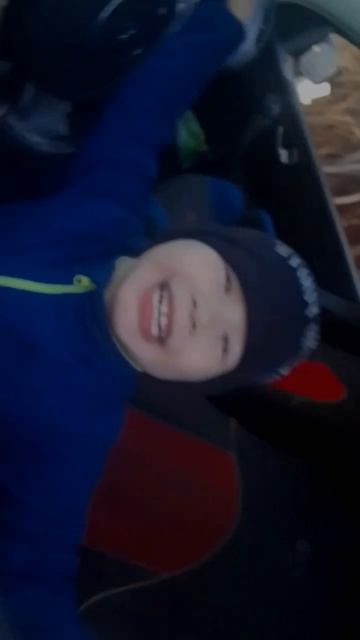 VID_20250422_215744_412.mp4