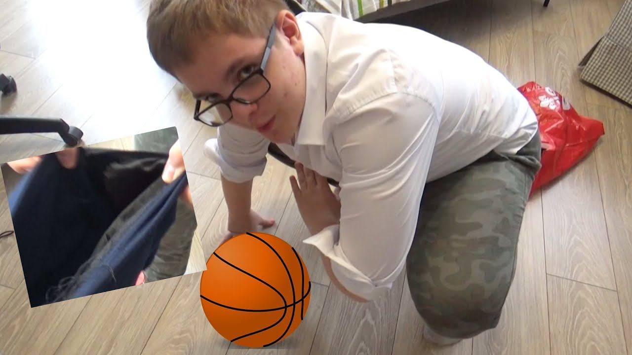 Я ОБЛАЖАЛСЯ! Порвались БРЮКИ на ФИЗКУЛЬТУРЕ! Одноклассники в ШОКЕ.. смотреть онлайн