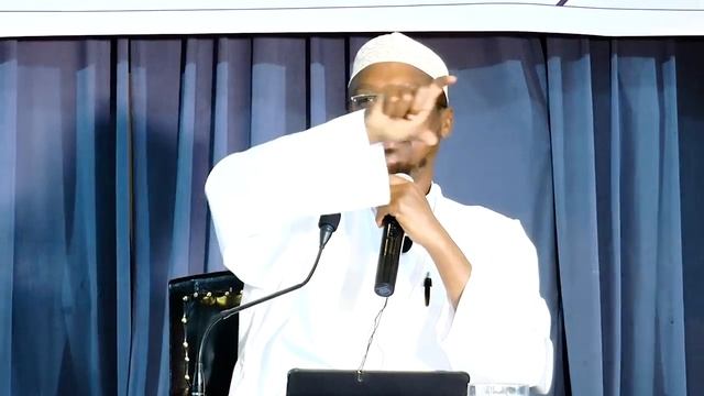 Waa kuma hogaamiye | Sh Mustafe X Ismaaciil Haaruun | 2017 смотреть онлайн